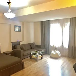 Solo Lucky Тбилиси